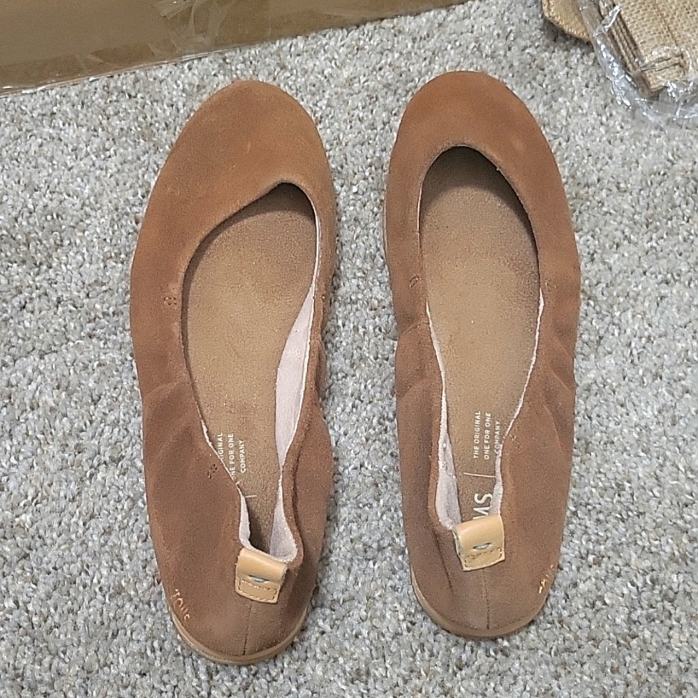 Toms Cognac Suede Flats 7.5